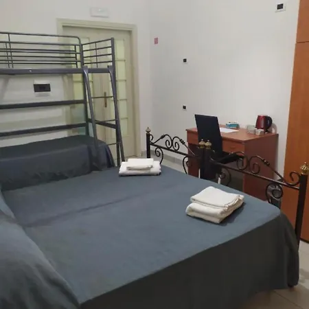 Bed & Breakfast Romy Naples